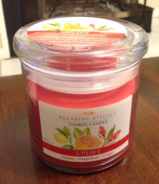 http://www.whosaidnothinginlifeisfree.com/wp-content/uploads/2014/03/yankee-candle-relaxing-uplift.jpg